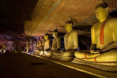Dambulla Cave Temple | achinilankatravels.com