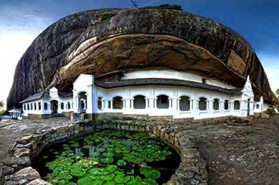Classic Ceylon Tours Dambulla Cave Temple | achinilankatravels.com